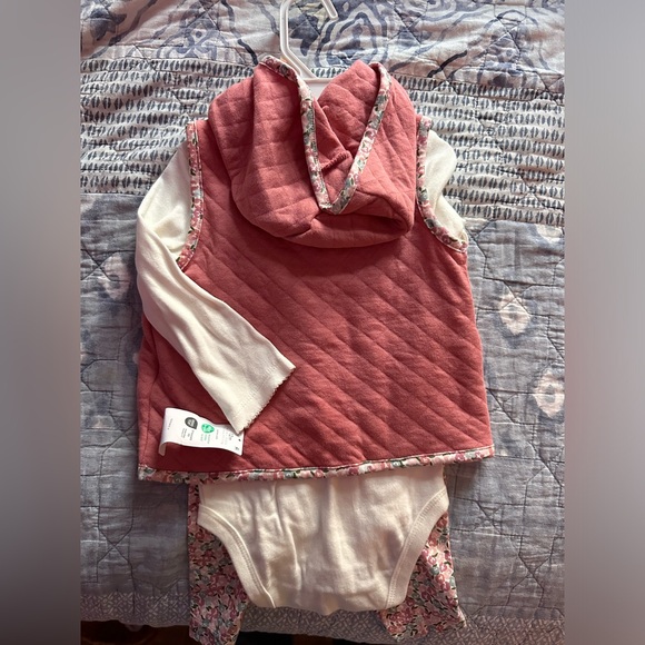 Baby Girls bundle of 3 outfits 12 months - Picture 7 of 10